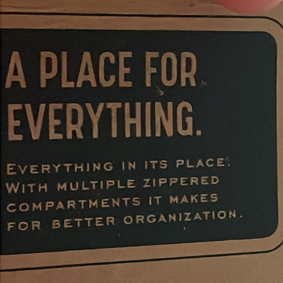 New G.H. Bass & Co. The Rugged And Ready Men’s  Hanging Toiletry No 2 Travel Kit - Picture 10 of 10
